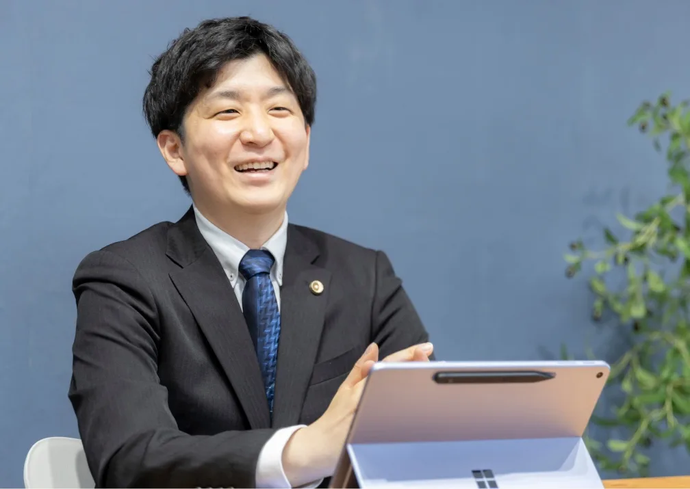 代表弁護士 小山 秀